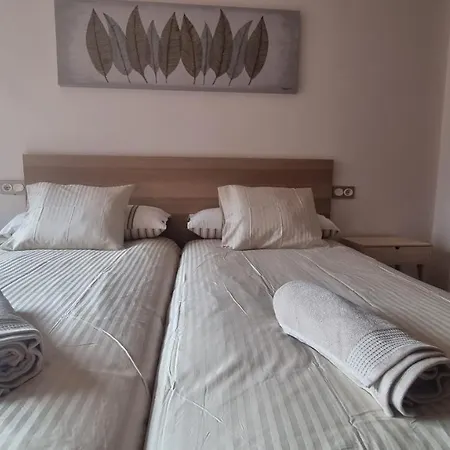 Piso Zona Hospital 6 Personas Apartament *