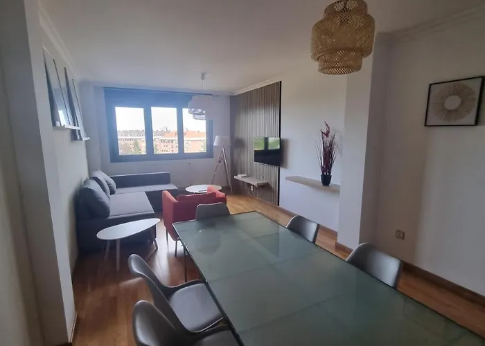 Apartamento Piso Zona Hospital 6 Personas Oviedo