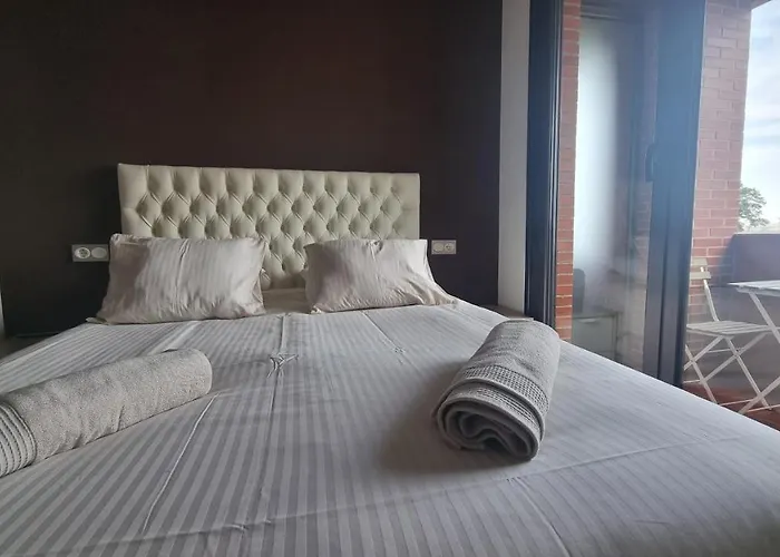 Apartamento Piso Zona Hospital 6 Personas