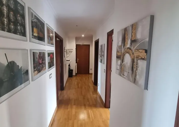 Apartamento Piso Zona Hospital 6 Personas Oviedo